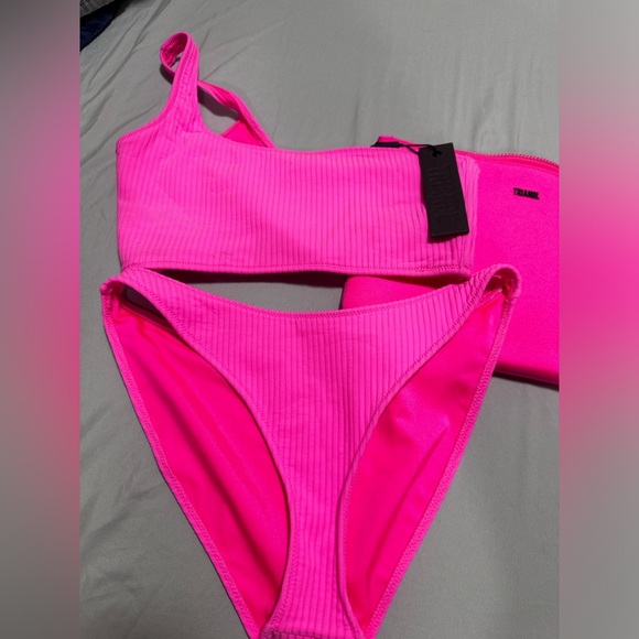 Triangle bikini - Picture 2 of 5